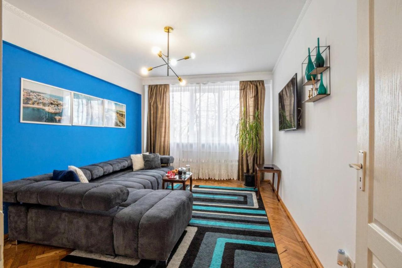 Modern & Stylish Apartment Excellent Location Superhost Constanta Exterior photo